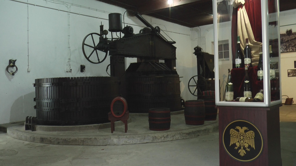 Srbija nije samo zemlja šljive i rakije: Srpskim vinom bili su oduševljeni svi kraljevi prijatelji iz inostranstva (FOTO)