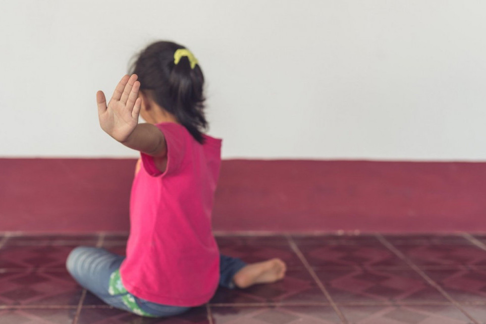 Pakao u Pirotu: Supružnici mučili devojčicu (11)