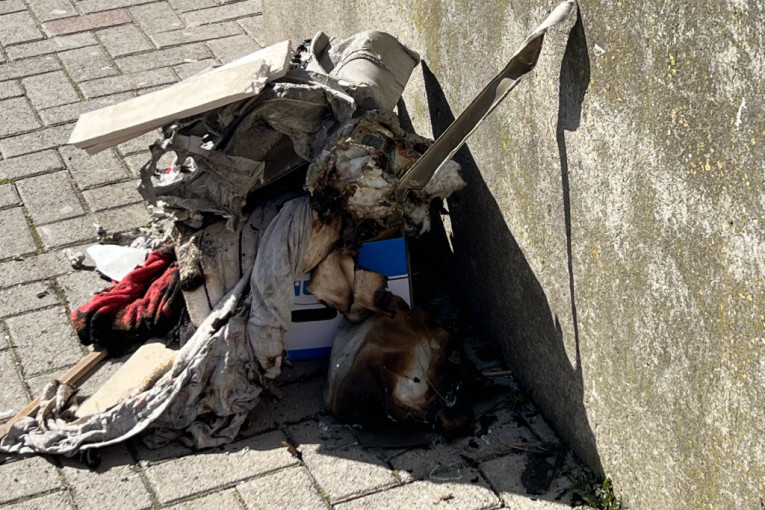 Saznala da su njeni mališani mrtvi! Majka dece koja su stradala u požaru u Novom Pazaru u bolnici zaćutala od tuge