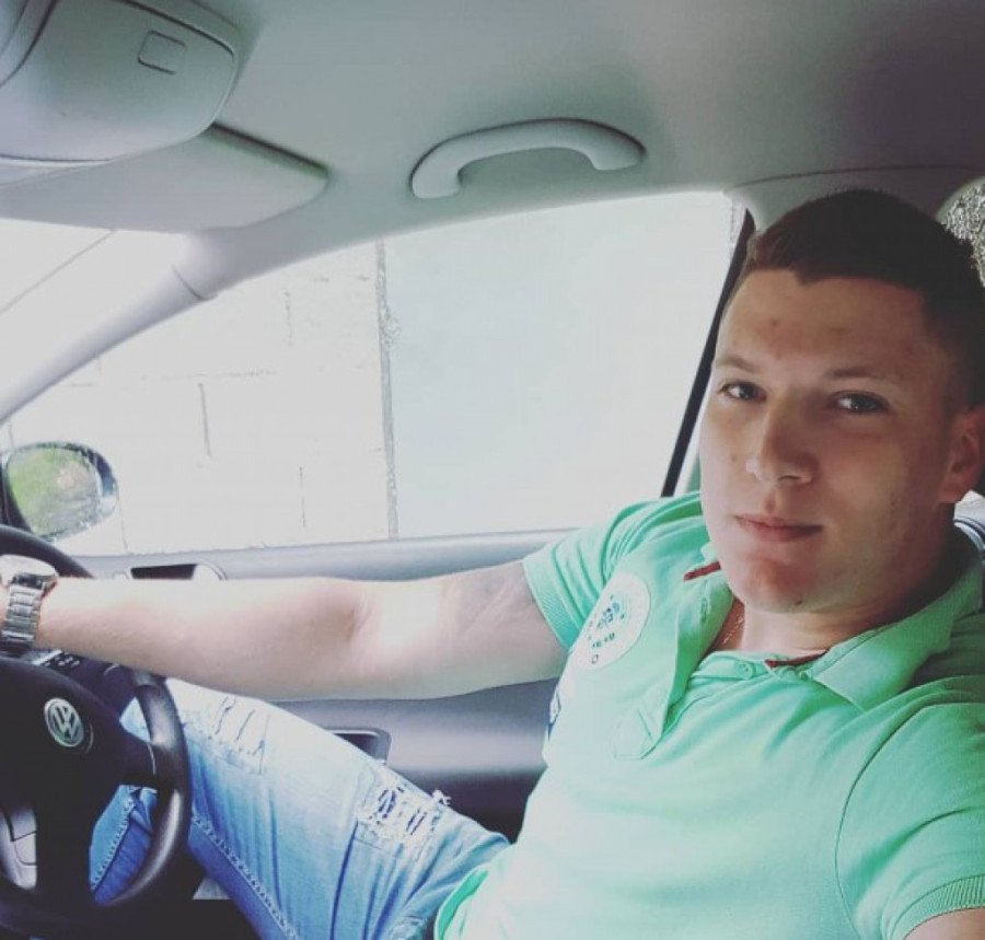 Godinu dana od pogibije pevača "Zvezda Granda"! Imao saobraćajku, pa naleteo na autobus