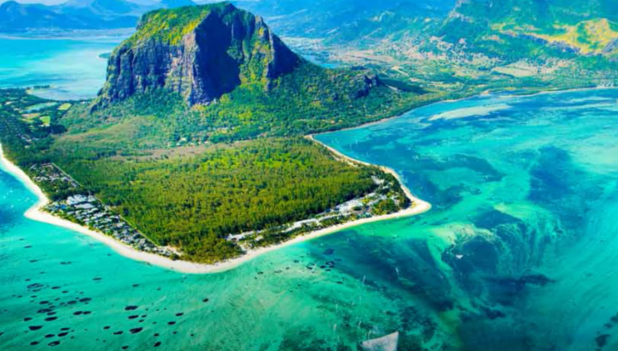 Top-10 najlepših zemalja za 2025. prema turistima: Grčka pobedila Italiju, SAD se srozale, a komšije visoko na listi