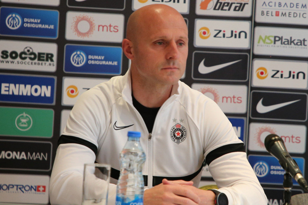 Duljaj poziva Grobare na mobilizaciju, a igrače na agresivnost: Otkrio kakav Partizan želi, ali i šta mu je za to potrebno (VIDEO)