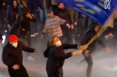Protest u Gruziji zbog zakona o stranim agentima: Policija koristila vodene topove da rastera demonstrante! (VIDEO)