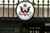 Američka ambasada u Briselu izdala upozorenje: Stigla poruka na ruskom, strahuje se od terorističkog napada! (FOTO)