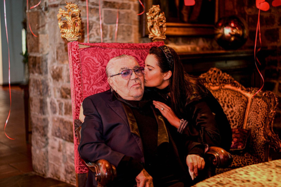 Slavni kreator dobio šesto dete u 83. godini sa 45 godina mlađom ženom