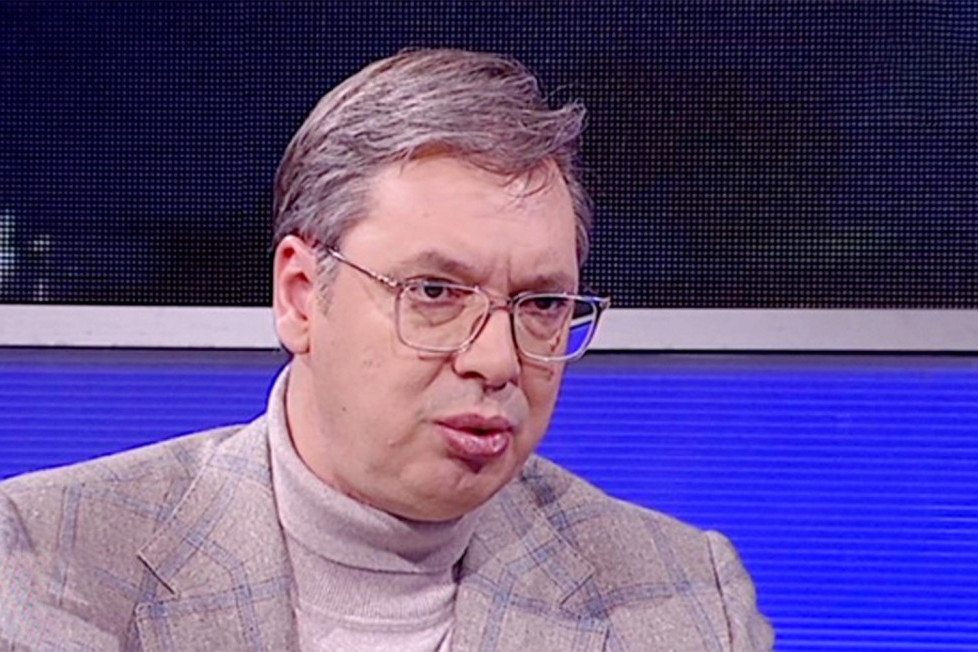 Predsednik Vučić: Ne pada mi na pamet da potpisujem kapitulaciju Srbije, onaj ko vodi zemlju mora da preuzme teret na svoja pleća