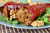 Recept dana: Posne suve paprike punjene pirinčem i orasima jedno je od najukusnijih jela starinske srpske kujne