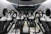 Povratak na Zemlju posle skoro pola godine! Četvoro astronauta sletelo kod Floride (FOTO/VIDEO)