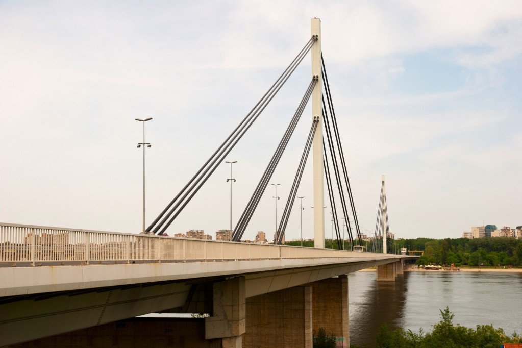 Horor u Novom Sadu: Žena skočila sa Mosta slobode!