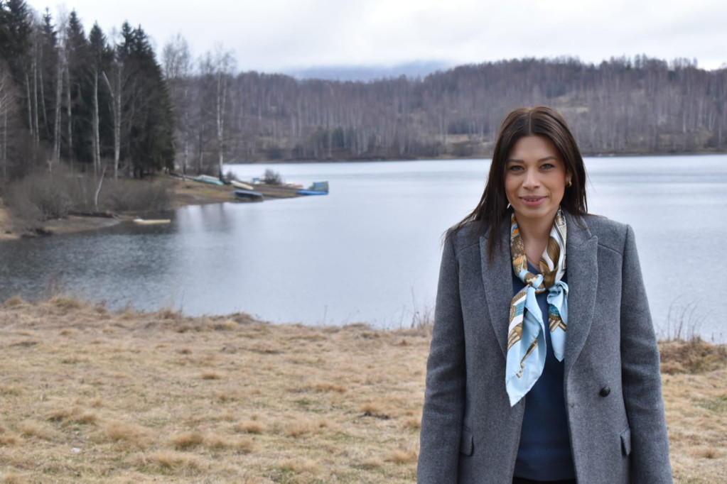 Ministarka Irena Vujović obišla novo zaštićeno područje "Vardenik": Na ovom mestu je registrovano 14 strogo zaštićenih biljnih vrsta