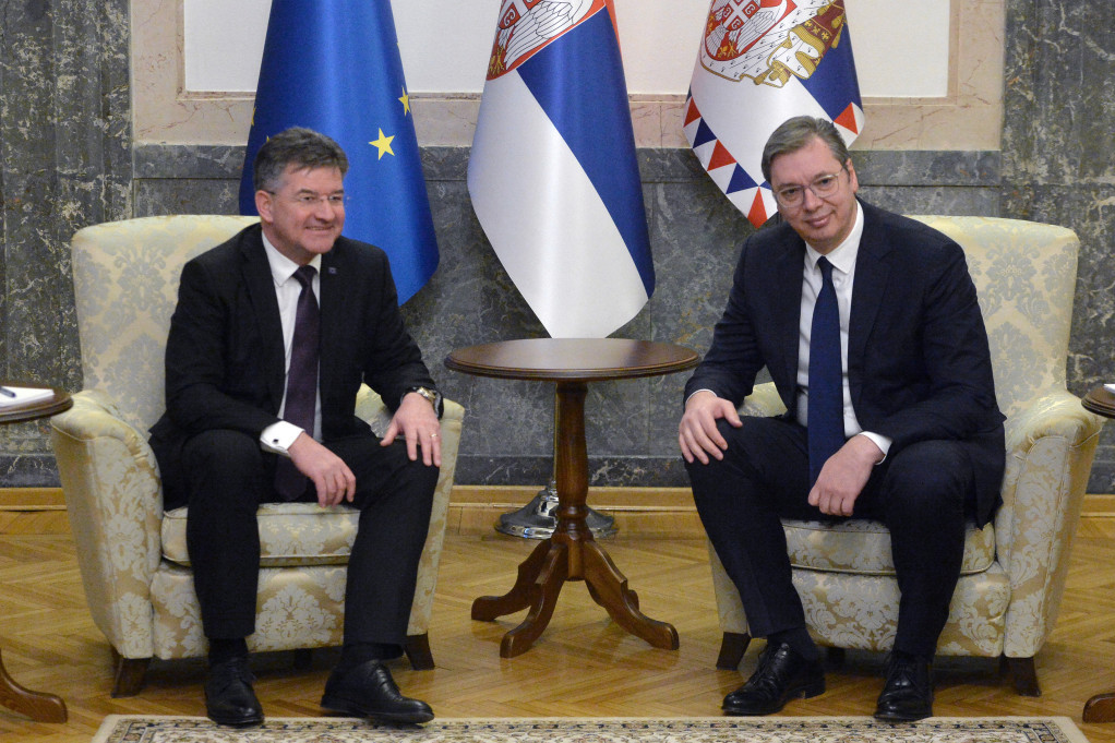 ZSO preduslov za normalizaciju odnosa: Vučić se sastao sa Lajčakom - susret pred nastavak dijaloga