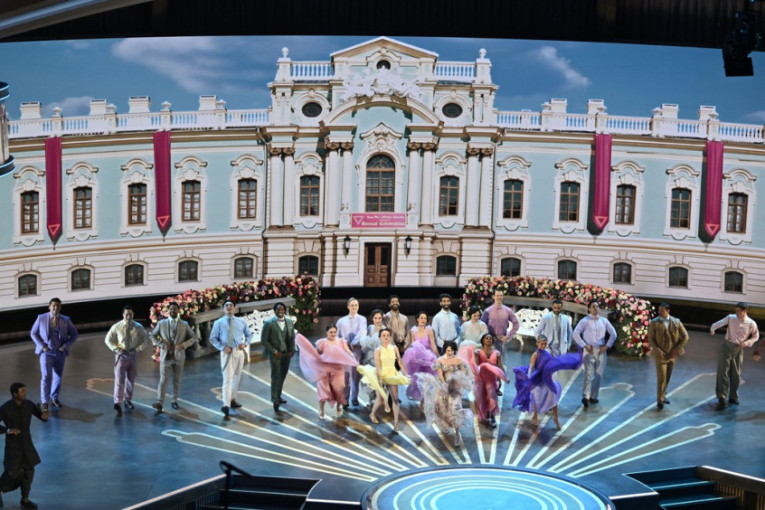 Još jednom ispisana istorija na Oskaru: Indijci pobedili Rijanu i Lejdi Gagu (FOTO/VIDEO)