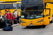 Panika među roditeljima posle ekskurzije u Španiji: "Od 200 klinaca koji su izašli iz aviona ni jedan nije bio zdrav, kažu - korona"