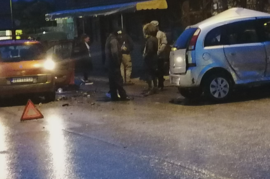 Žena pretila taksisti mačetom! Šokantan snimak pojavio se na društvenim mrežama (VIDEO)