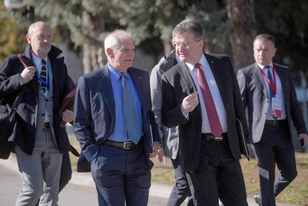 Lajčak: Radim na dokumentima za primenu sporazuma, fokusirati se na normalizaciju