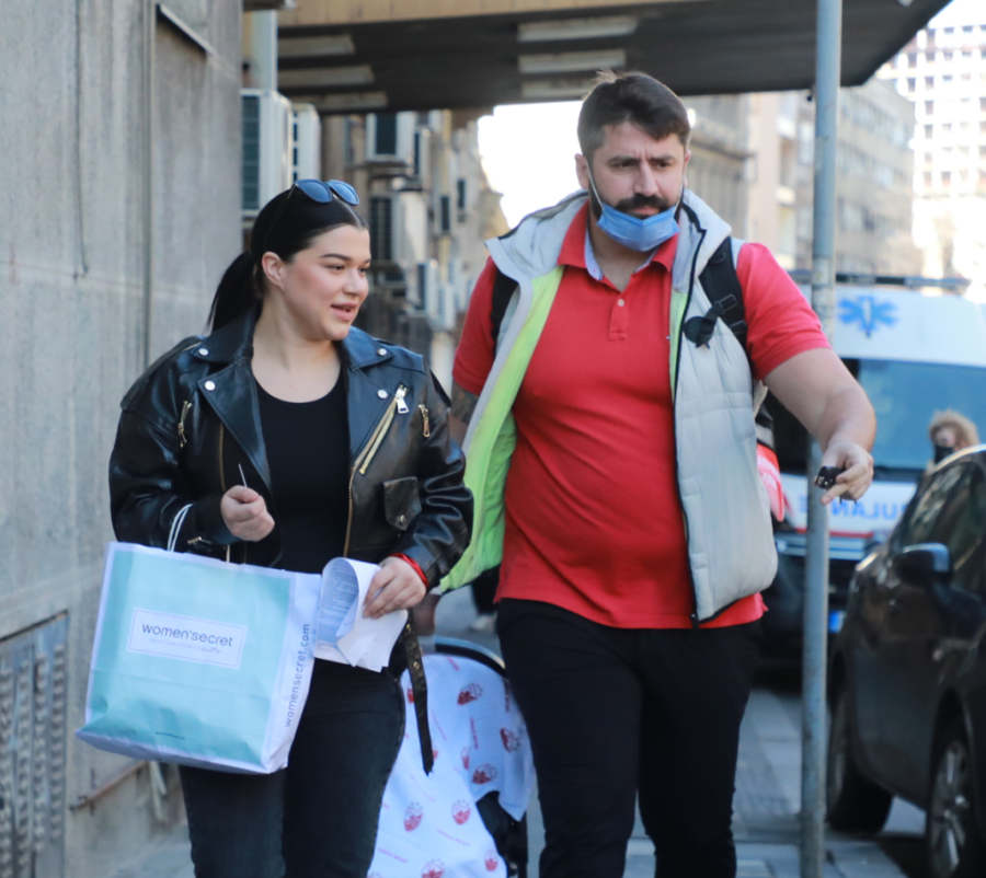 Nikola Rađen uhvaćen s naslednikom nakon razvoda: Sa sinom provodi vreme, od bivše žene ni traga