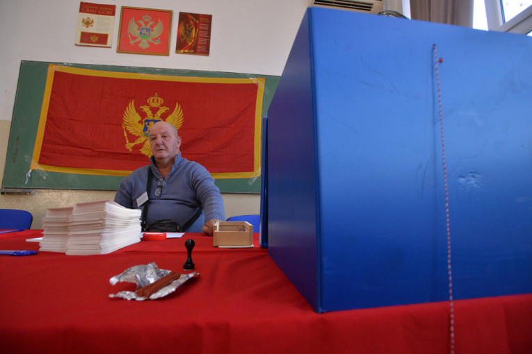Za parlamentarne izbore u Crnoj Gori predato 17 lista