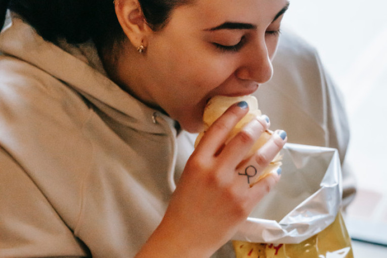 Zaobiđite ih u širokom luku: Ove dve namirnice su najgore po zdravlje vašeg srca