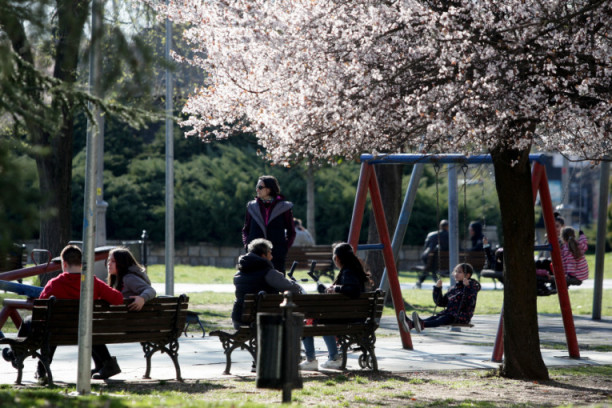 Pretežno sunčano i toplo: Sredinom dana moguća kratkotrajna kiša, temperatura do 27 stepeni!