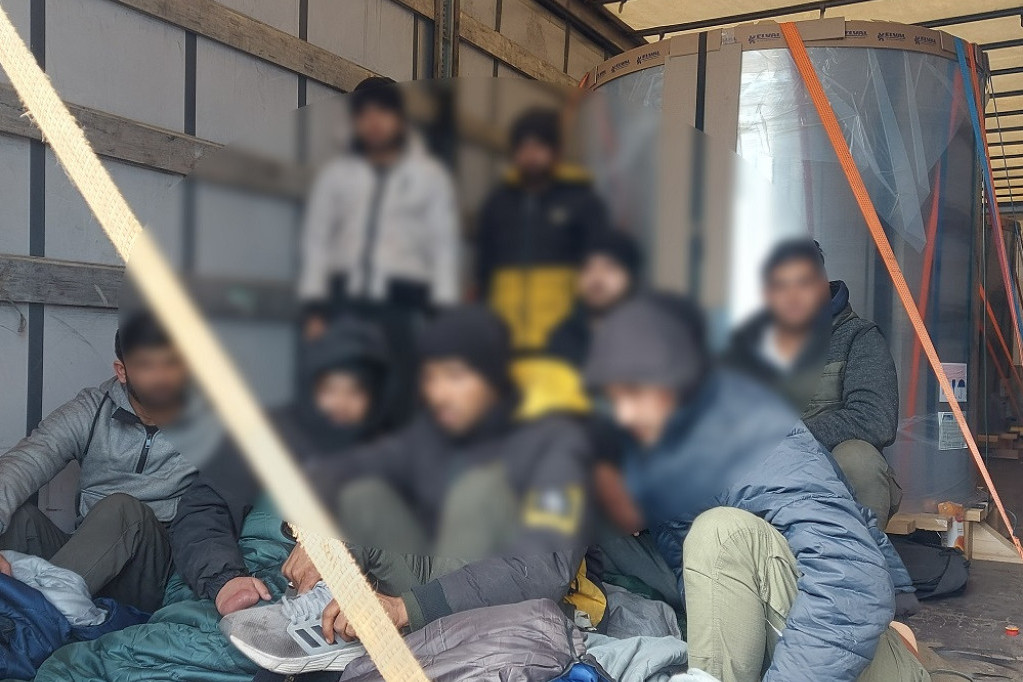 Velika akcija MUP-a: Uhapšeno 30 migranata, prebačeni u Prihvatni centar