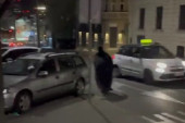 Nesvakidašnja scena u srpskoj prestonici: Muškarac u kostimu superjunaka spasava Beograd! (VIDEO)