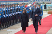 Veliko hvala Grčkoj na iskrenom prijateljstvu: Vučić ispred Palate Srbija dočekao Katerinu Sakelaropulu