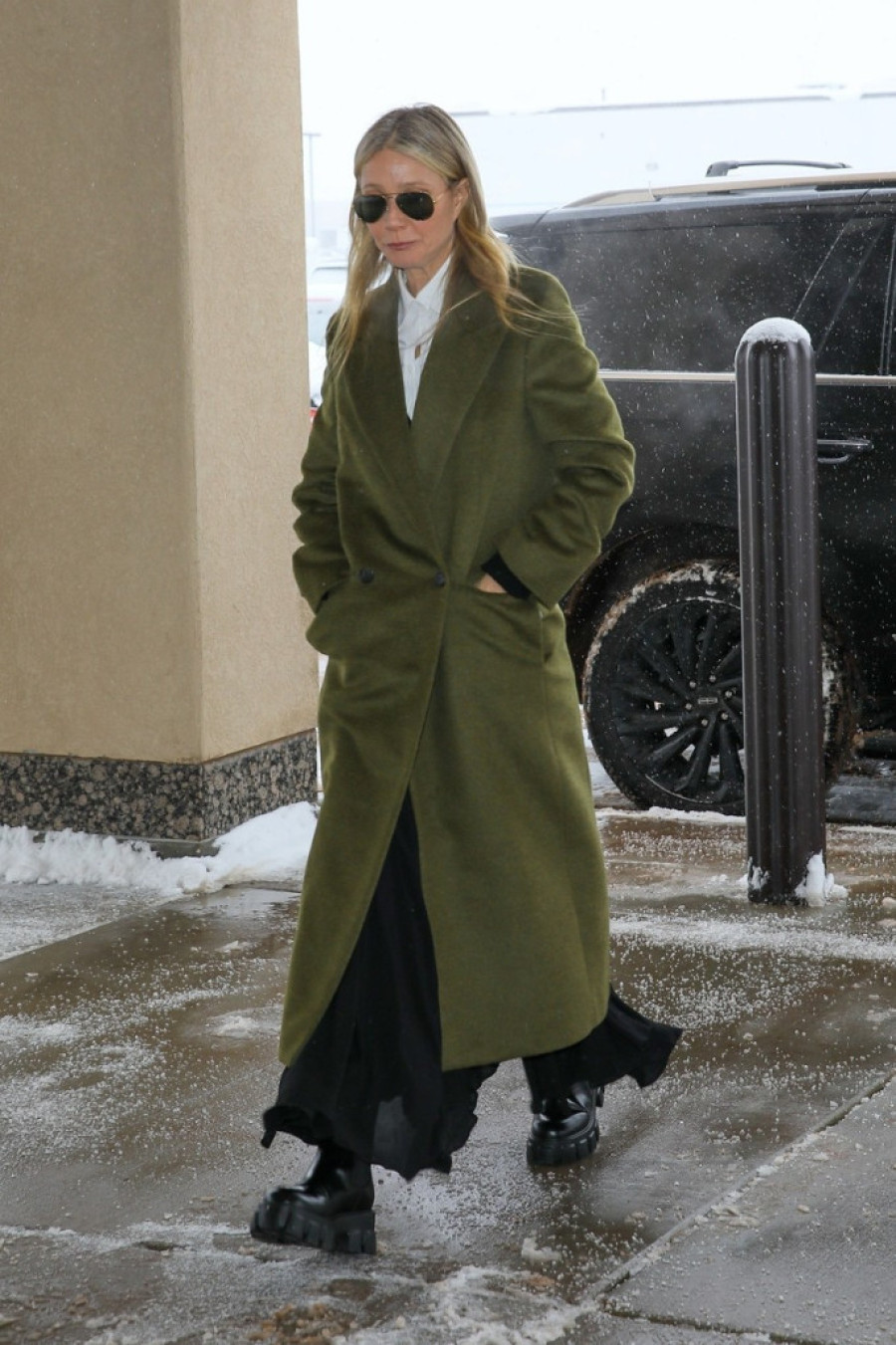 Suđenje Gvinet Paltrou nastavlja da potresa svet! Penzioner tvrdi: Čuo sam vrisak od kojeg se ledi krv u venama!