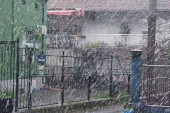 Veje li veje! Posle srpske prestonice, snežna, ali kratka oluja zahvatila je i Kruševac (VIDEO)