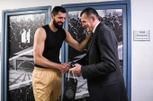 Partizan: Pre dve nedelje Mirotić je dao reč Obradoviću, a potom i predsedniku Mijailoviću da dolazi u naš klub