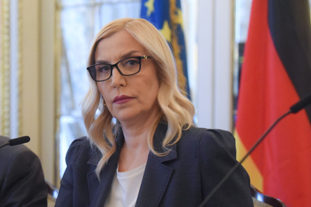 "Država je jača od nasilnih grupa": Reagovala ministarka pravde Maja Popović