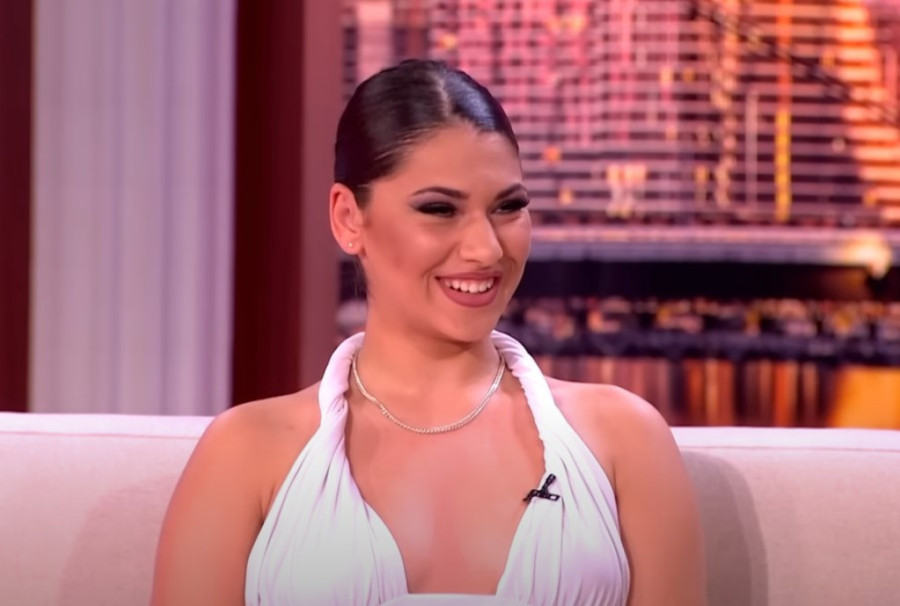 Više plastične nego prirodne: Zadrugarke se pohvalile šta su radile na sebi, spisak je dugačak!