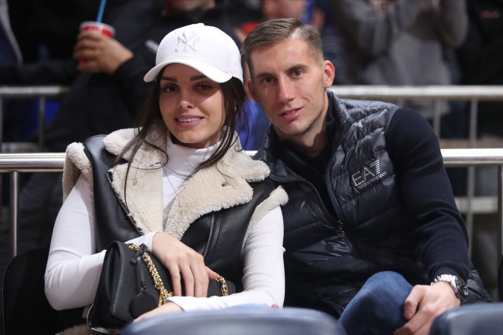 Zvezda ponovo bolja od Valensije! San o Top 8 i dalje živi!