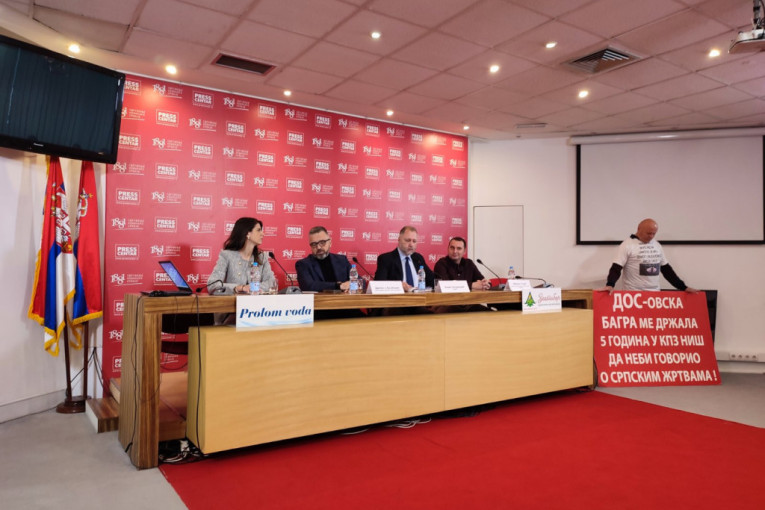 Dragan Vučićević: "Zbog istine idem u zatvor, 3. aprila ću se javiti na odsluženje kazne" (FOTO/VIDEO)