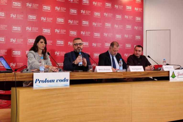 Dragan Vučićević: "Zbog istine idem u zatvor, 3. aprila ću se javiti na odsluženje kazne" (FOTO/VIDEO)