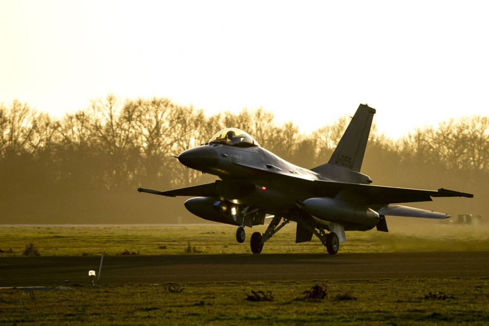 Šta čeka američke F-16 na nebu iznad Ukrajine? Iza ćoška će ih dočekati moćni ruski sistem