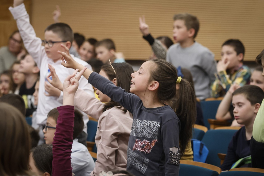 Najmlađi na koncertu Beogradske filharmonije: Oduševljenje muzikom iz crtanih filmova (FOTO)