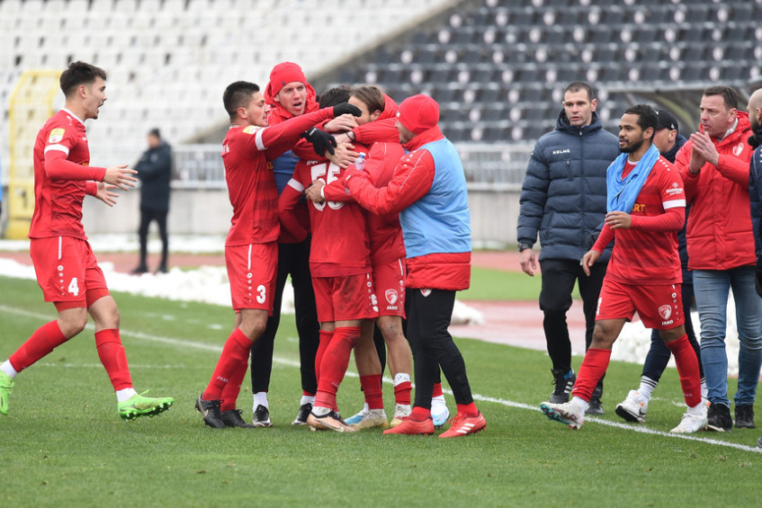 FK Radnicki Nis 0-1 FK Spartak Subotica :: Videos 