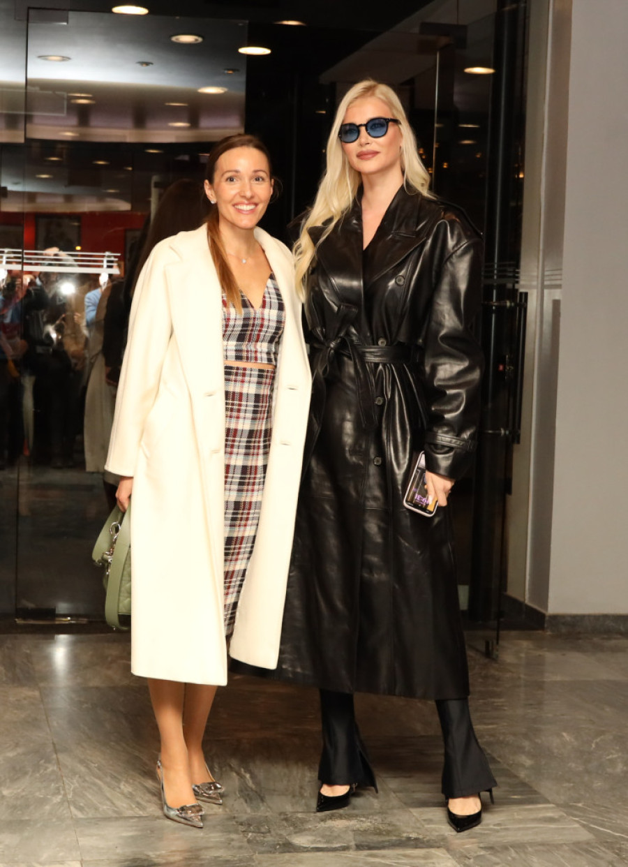 Jelena Đoković šeta torbu od 4.000 evra: Pojavila se u srpskoj prestonici sa poznatom manekenkom