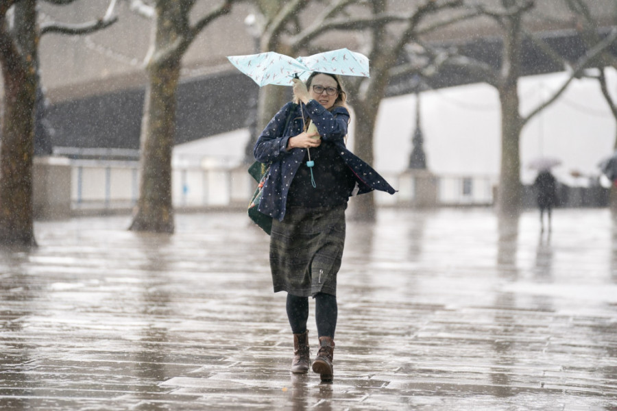 Crni oblaci nadvili se nad Vojvodinom i Beogradom: RHMZ najavljuje velike padavine, čak i sneg