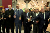 Vučić na sajmu vina u Veroni: Predsednik i ministar Momirović najavili slobodnu trgovinu sa Kinom (FOTO, VIDEO)