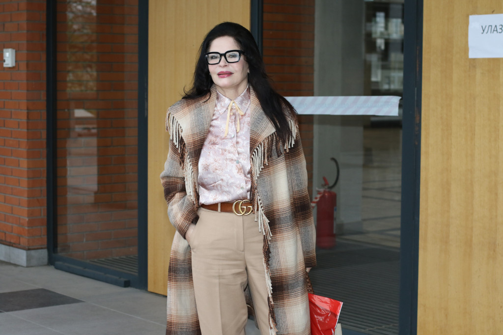 Lepa Brena nazdravlja sa vanbračnim sinom Miroslava Ilića: Ovako Devin danas izgleda (FOTO)