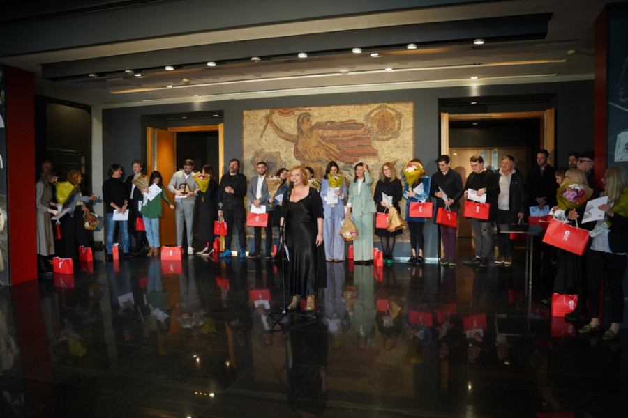 Jugoslovensko dramsko pozorište proslavilo 75. rođendan: Zajedništvo i predanost u razmeni emocija (FOTO)