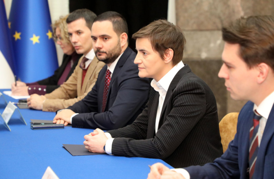 Ana Brnabić sa šefom diplomatije UAE o političkoj i ekonomskoj saradnji