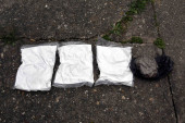 Držao amfetamin i elsktronske cigarete natopljene hašišovim uljem: Hapšenje u Somboru (FOTO)