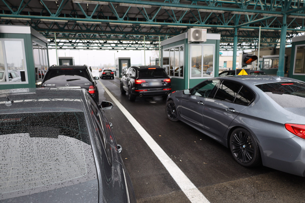 Nema gužvi na graničnim prelazima: Duža zadržavanja očekuju se za vikend, kao i za predstojeće praznike