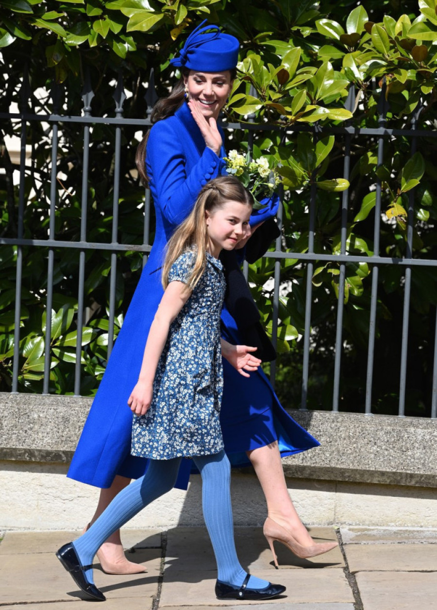 Kejt Midlton uznemirila rojaliste: Iako je blistala u plavom izdanju, jednom "sitnicom" prekršila je kraljevski protokol