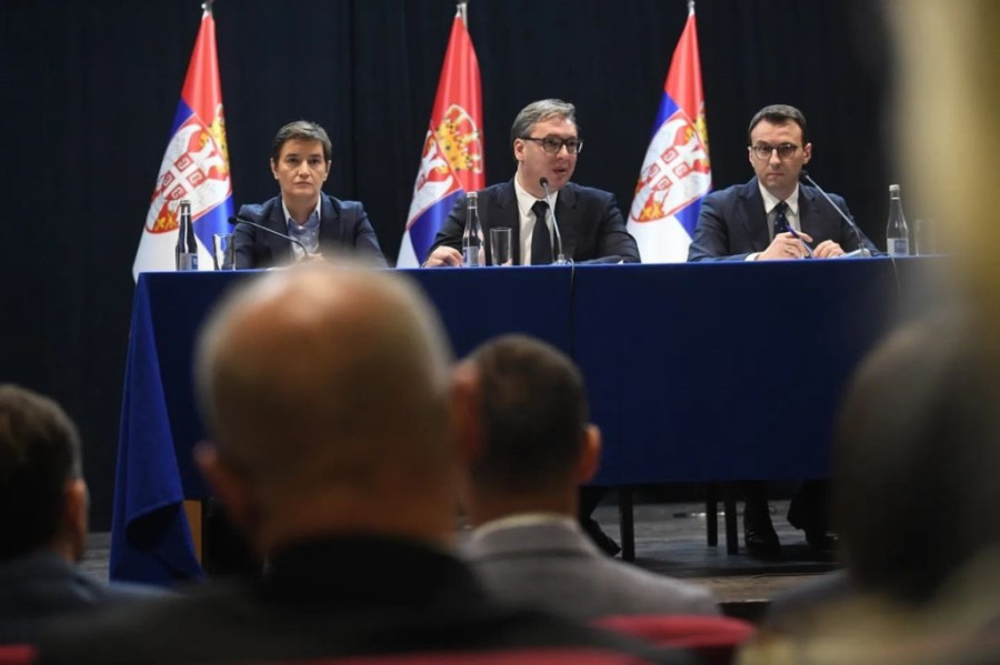 Vučić: Napadnu li naš narod neće biti 