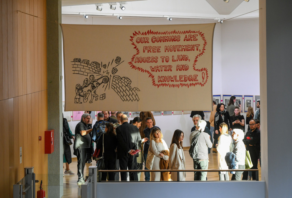 Na bis tri izložbe u Muzeju savremene umetnosti: Novi doživljaj grada, plave boje i grafike (FOTO)