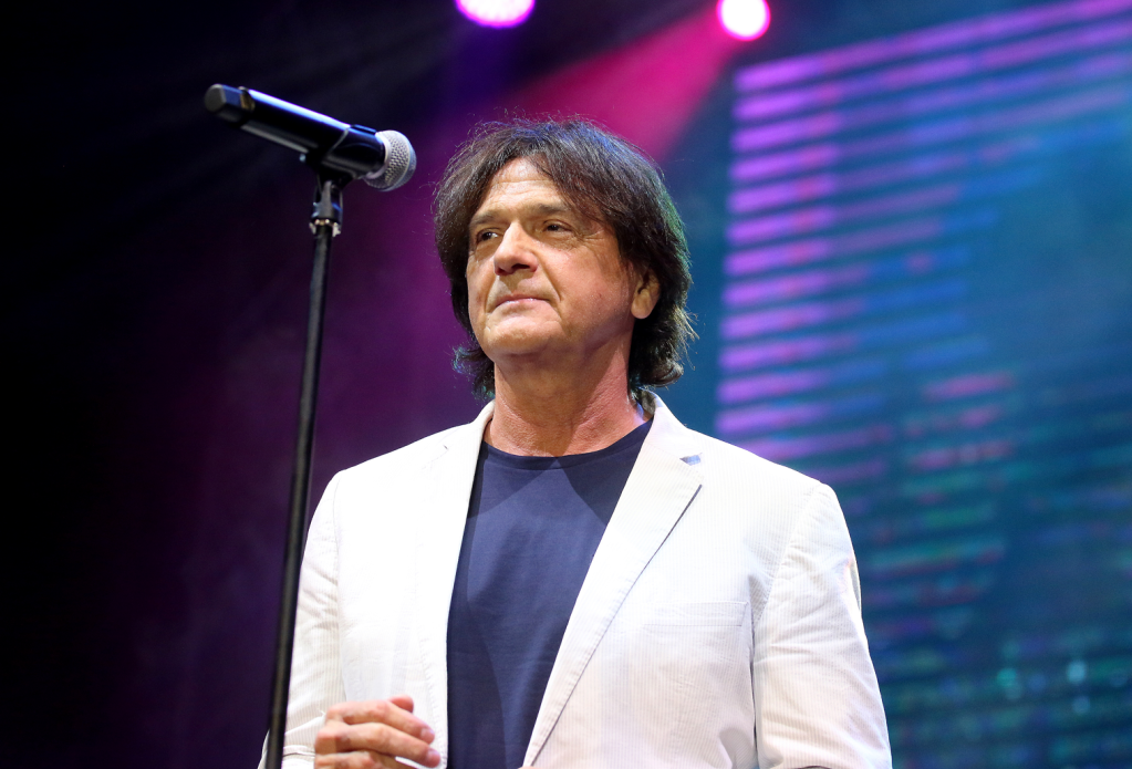 Ćerka Zdravka Čolića sa dečkom na motoru! Uživaju na putovanju: Ljubav samo cveta! (FOTO)