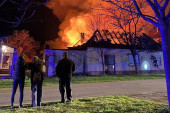 Velika tragedija na Uskrs: Porodici iz Kikinde vatra je "progutala" čitavu kuću - komšije im pritekle u pomoć! (VIDEO)